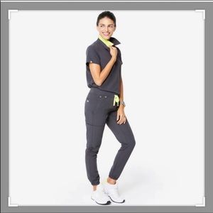 ISO Figs charcoal suki scrub top